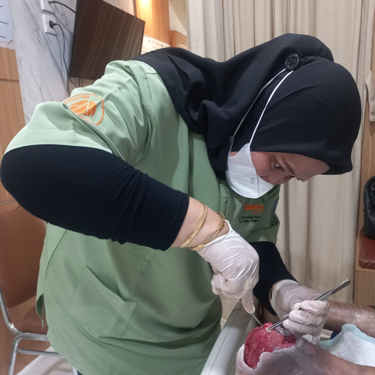 Perawatan Luka dengan Pendekatan Profesional